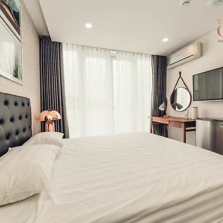 D3 Luxury Como Service Apartment Near D1